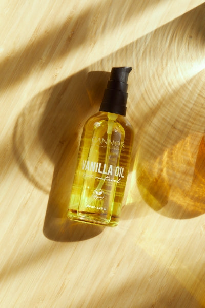 Vanilla Oil  with REAL vanilla pod inside [Almond Oil | Argan Oil | Jojoba Oil]